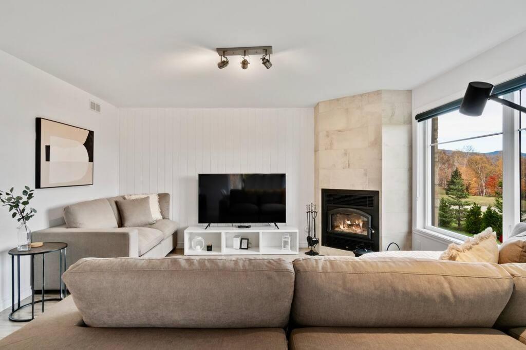 Initial - Boho - Mont-Sainte-Anne Apartment โบเพร ภายนอก รูปภาพ
