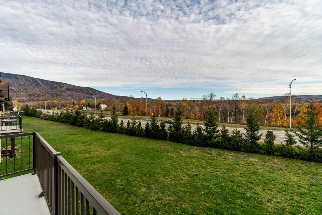 Initial - Boho - Mont-Sainte-Anne Apartment โบเพร ภายนอก รูปภาพ