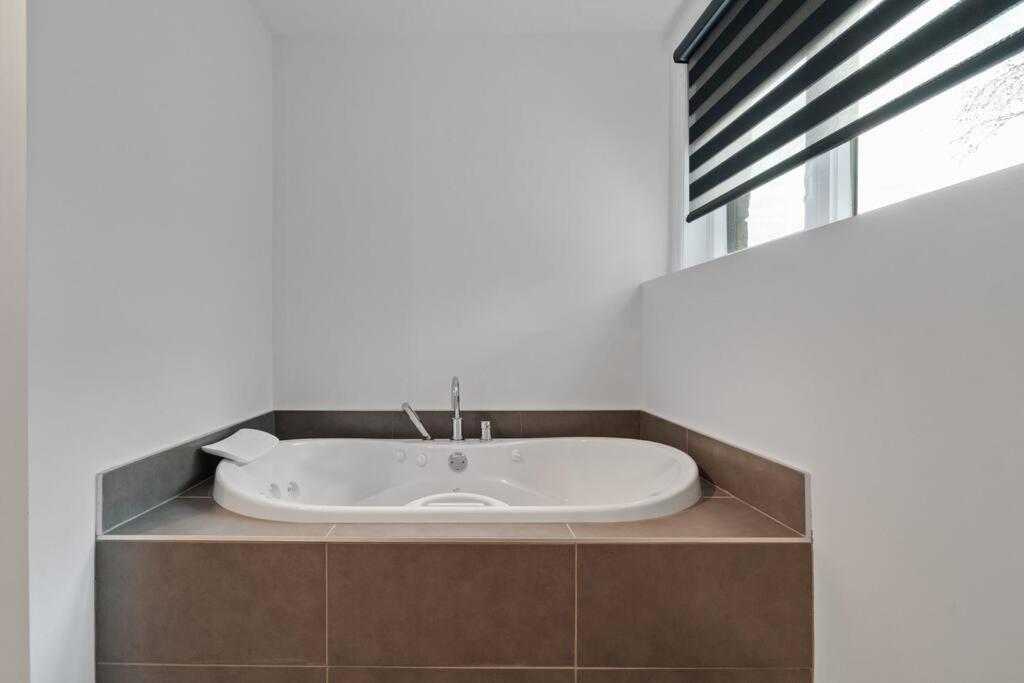 Initial - Boho - Mont-Sainte-Anne Apartment โบเพร ภายนอก รูปภาพ
